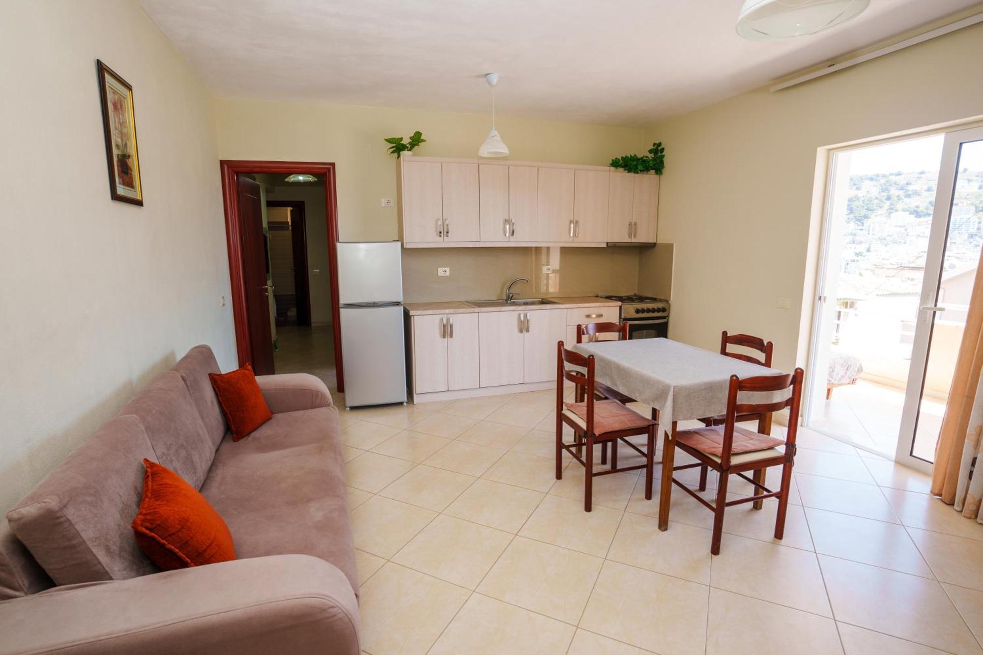 Sarah'S Apartments - 5 Min Walk To Beaches & Boulevard - Big Balcony! Saranda Zewnętrze zdjęcie
